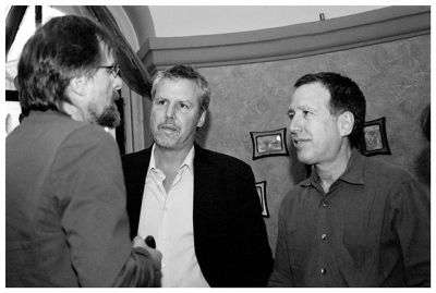 Kaczmarek conversa con Roman Rewakowicz, director de la Orquesta de la Radio Polaca, y con el pianista Leszek Mozdzer